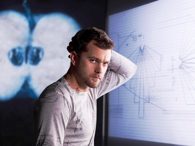 Illustration for article titled Face-To-Face With The Stars Of Fringe